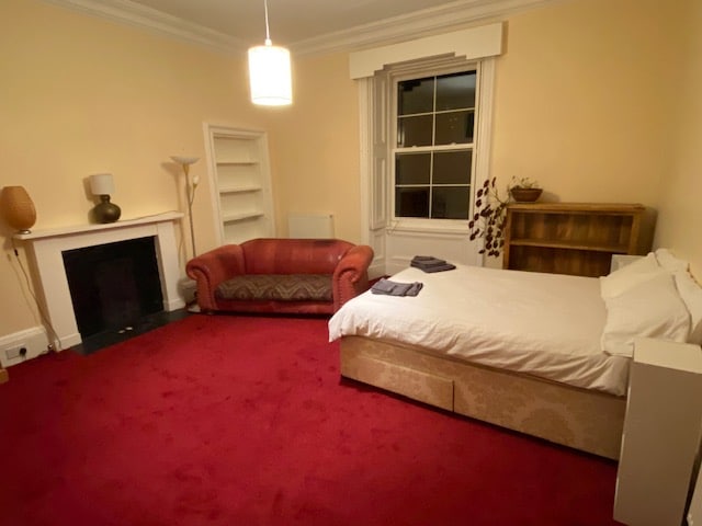 Photo at Large DBL room near Edinburgh University / Fringe in the The Meadows and University area, Edinburgh