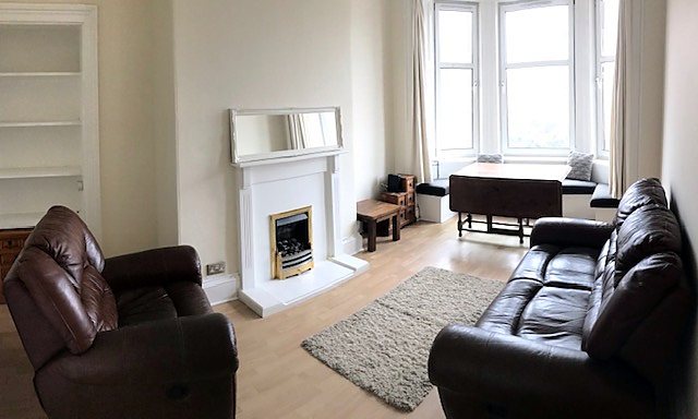 Living room at Bright Central Two-Bed Flat With Arthur's Seat Views, Albion Road / east central Edinburgh.