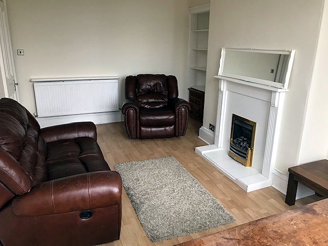 Living room at Bright Central Two-Bed Flat With Arthur's Seat Views, Albion Road / east central Edinburgh.